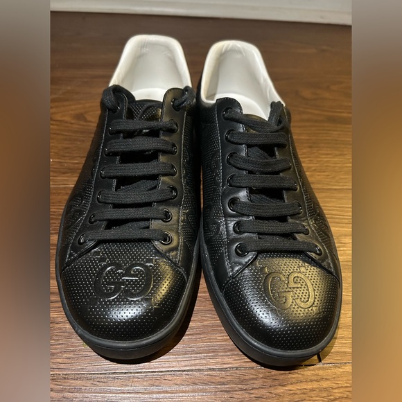 Gucci sneakers